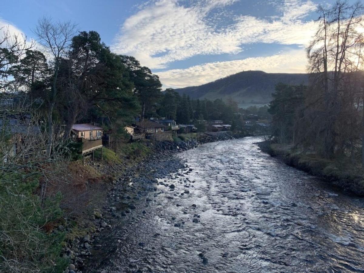 Beautiful 2 Bedroom Lodge With Stunning Views Blair Atholl Dış mekan fotoğraf